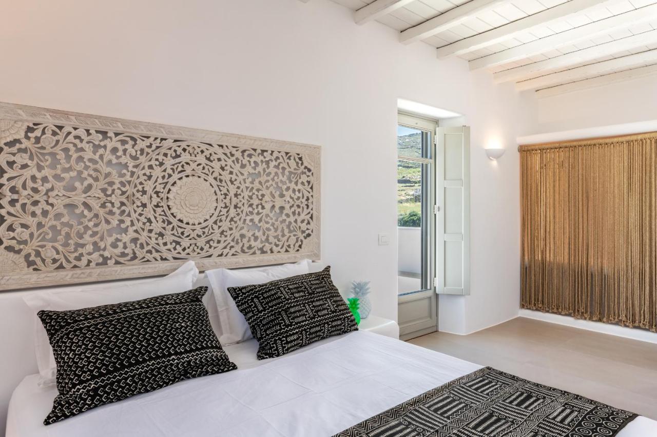 Mykonos Ag Villas In Ftelia Beach 외부 사진