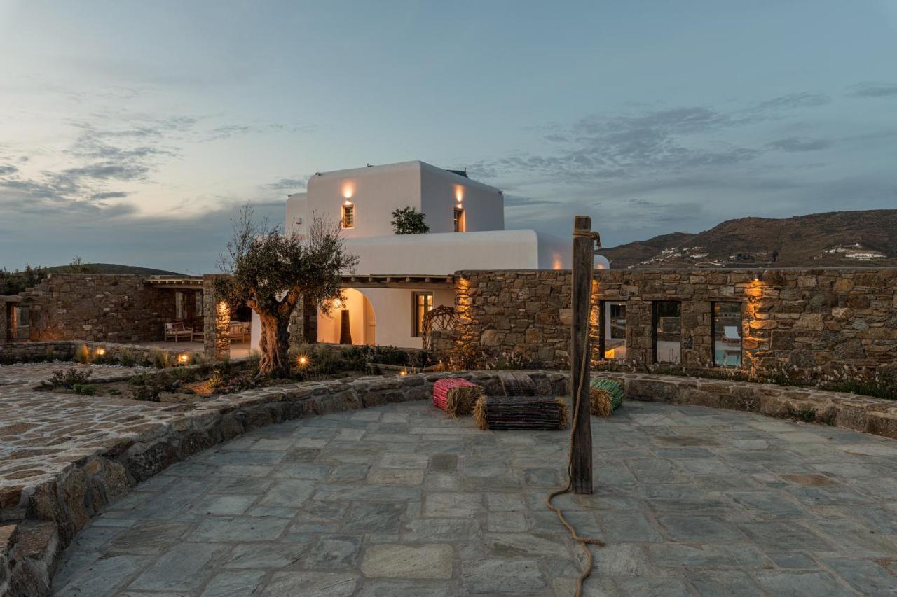Mykonos Ag Villas In Ftelia Beach 외부 사진