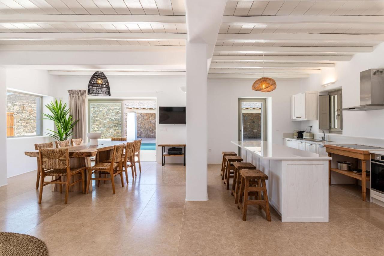 Mykonos Ag Villas In Ftelia Beach 외부 사진