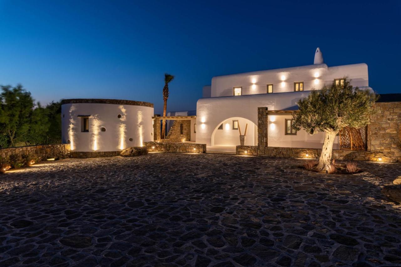 Mykonos Ag Villas In Ftelia Beach 외부 사진