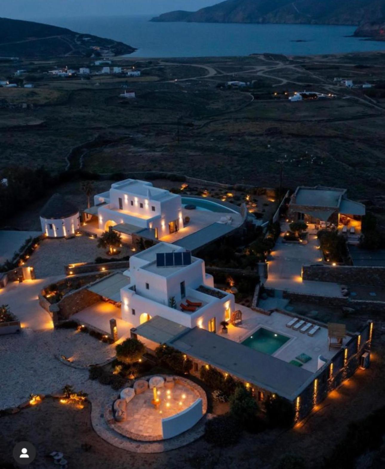 Mykonos Ag Villas In Ftelia Beach 외부 사진